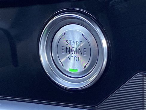 Used 2024 Chevrolet Corvette Stingray Coupe w/ 1LT image 21