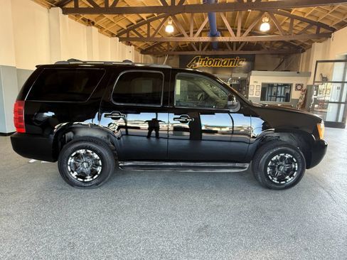 Used 2011 Chevrolet Tahoe LT RWD image 8