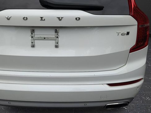 Used 2020 Volvo XC90 T6 Momentum w/ Protection Package AWD/4WD image 38