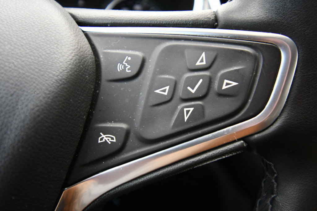 Used 2023 Chevrolet Equinox LT AWD/4WD image 23
