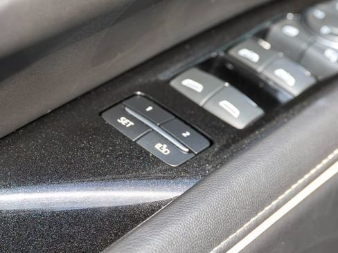 Used 2023 Cadillac Escalade V w/ LPO, ONYX Package AWD/4WD image 15