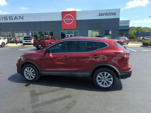 Certified 2020 Nissan Rogue Sport SV FWD image 9