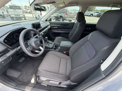 Used 2023 Honda CR-V LX image 17