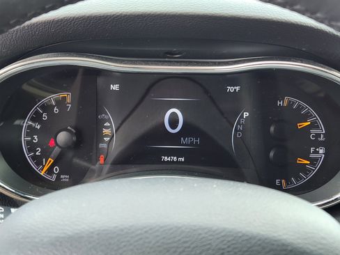 Used 2019 Jeep Grand Cherokee Limited w/ Trailer Tow Group IV image 18