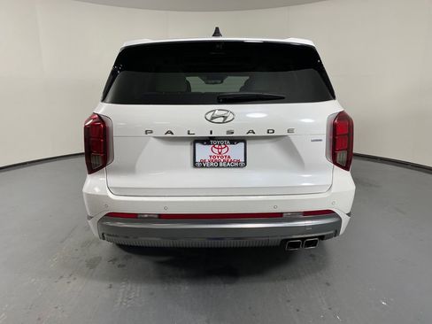 Used 2024 Hyundai Palisade Calligraphy image 5
