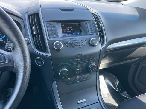 Used 2016 Ford Edge SE AWD/4WD image 10
