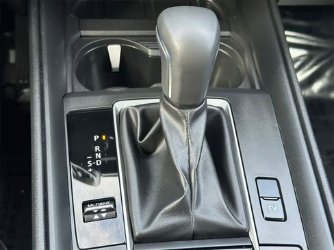 Used 2025 MAZDA CX-50 2.5 Hybrid w/ Preferred Pkg image 19