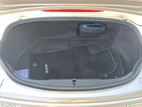 Used 2023 MAZDA MX-5 Miata Grand Touring image 19