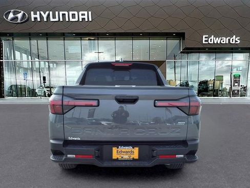 Used 2025 Hyundai Santa Cruz SEL image 5