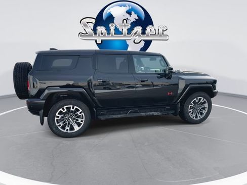 New 2026 GMC Hummer EV SUV w/ LPO, Illumination Package image 10