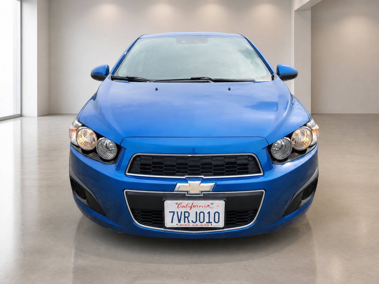 Used 2016 Chevrolet Sonic LT w/ Driver Confidence Package FWD image 9