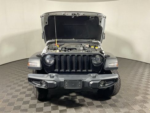 Used 2023 Jeep Wrangler Unlimited Sport AWD/4WD image 8
