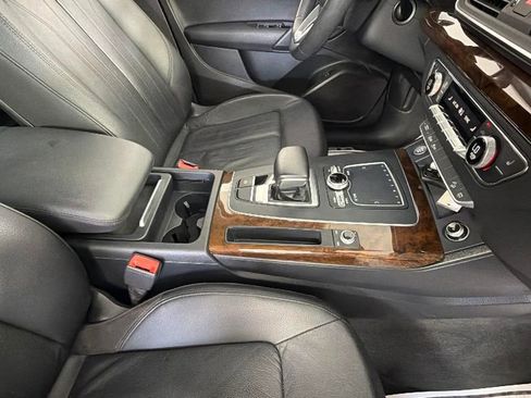 Used 2018 Audi Q5 2.0T Premium AWD/4WD image 36