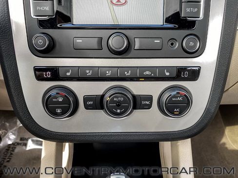 Used 2016 Volkswagen Eos Komfort image 22