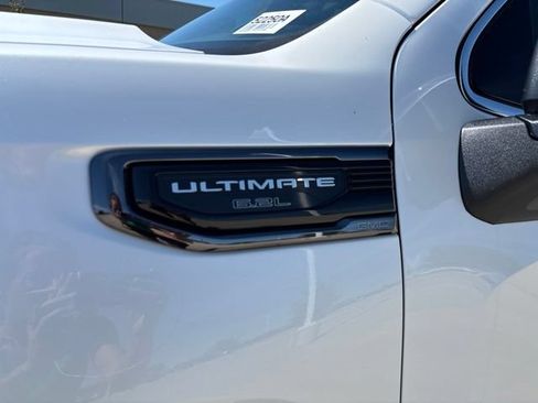 Used 2023 GMC Sierra 1500 Denali Ultimate AWD/4WD image 12