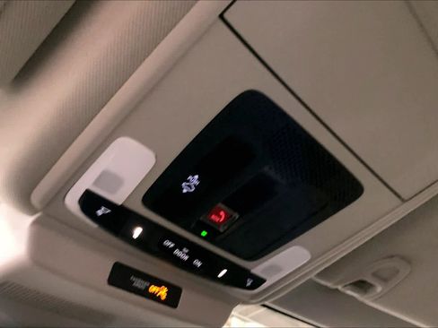 Used 2023 Honda Accord EX image 34