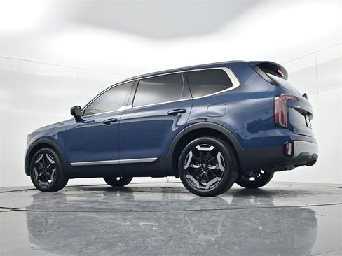 Certified 2023 Kia Telluride EX image 41