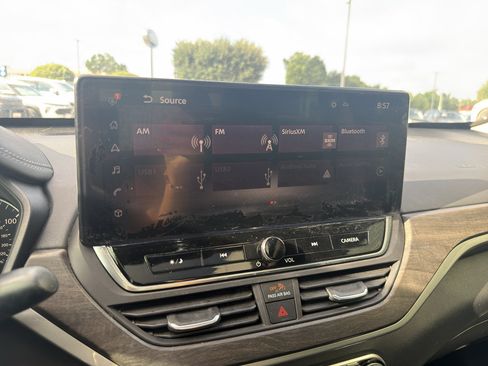 Used 2024 Nissan Altima 2.5 SV w/ SV Premium Package FWD image 26