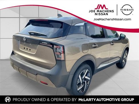 New 2026 Nissan Kicks SV w/ SV Premium Package image 6