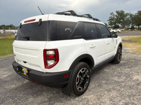 Used 2023 Ford Bronco Sport Outer Banks w/ Tech Package AWD/4WD image 6