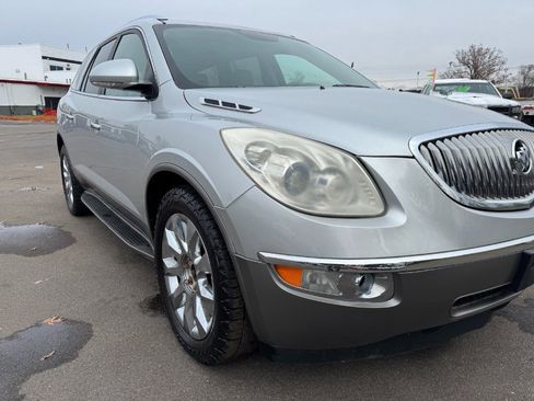 Used 2011 Buick Enclave CXL image 12