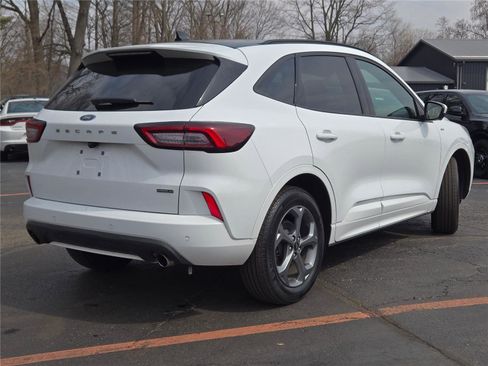 Used 2023 Ford Escape ST-Line Select w/ Tech Pack #2 AWD/4WD image 13