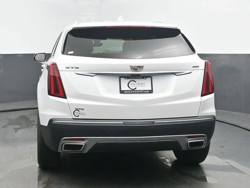 Used 2022 Cadillac XT5 Premium Luxury w/ Technology Package AWD/4WD image 5