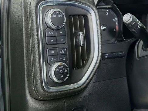 Used 2020 GMC Sierra 2500 Denali w/ Denali Ultimate Package AWD/4WD image 12