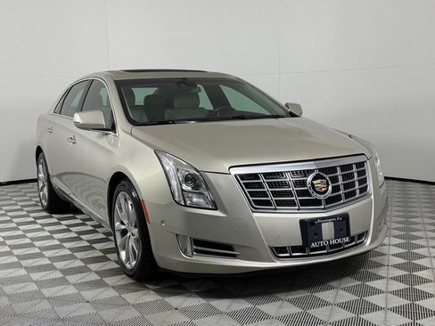 Used 2014 Cadillac XTS Premium FWD image 3