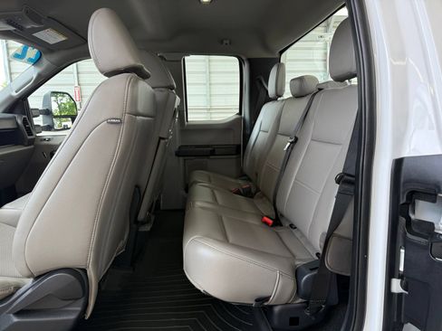 Used 2022 Ford F350 XL w/ Power Equipment Group AWD/4WD image 18