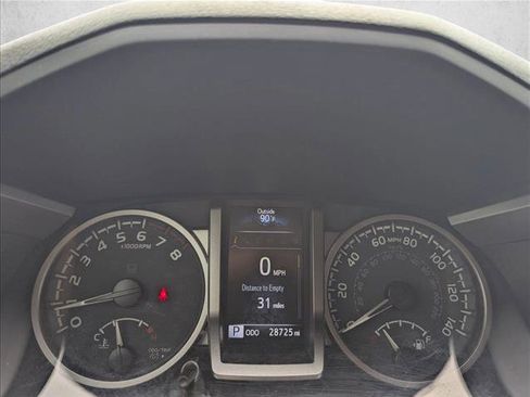 Used 2023 Toyota Tacoma Limited RWD image 9