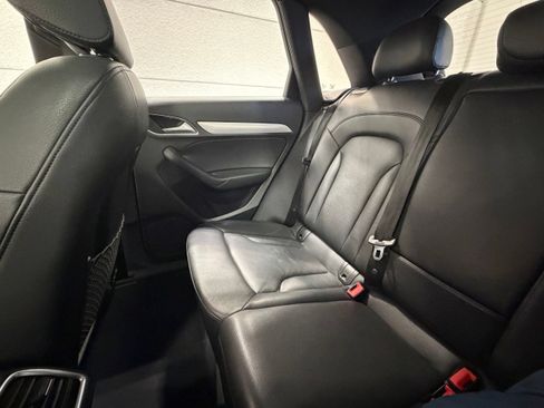 Used 2018 Audi Q3 2.0T Premium w/ Convenience Package AWD/4WD image 34