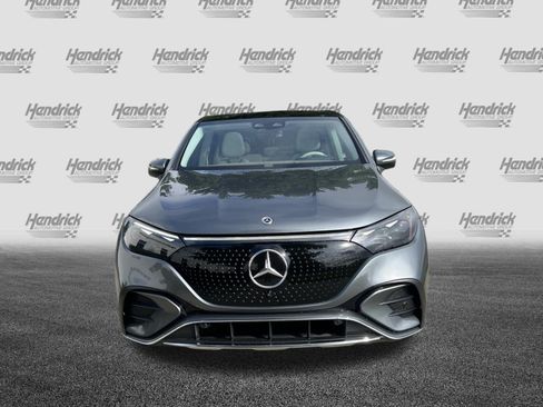 Used 2023 Mercedes-Benz EQE 350+ SUV image 3