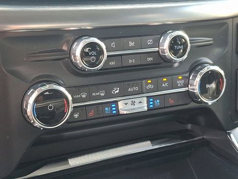 Used 2022 Ford F150 Lariat w/ Equipment Group 502A High image 15