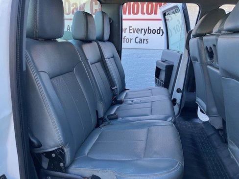 Used 2016 Ford F550 4x4 Crew Cab Super Duty image 12