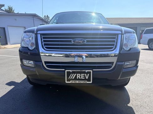 Used 2007 Ford Explorer XLT AWD/4WD image 8