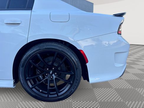 Used 2019 Dodge Charger Scat Pack w/ Plus Group RWD image 28