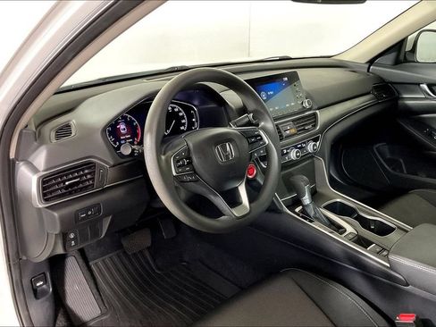 Used 2019 Honda Accord LX image 14