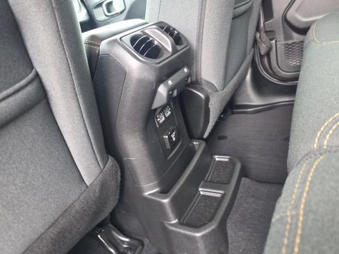 Used 2025 Jeep Wrangler Unlimited Sahara w/ Safety Group AWD/4WD image 39