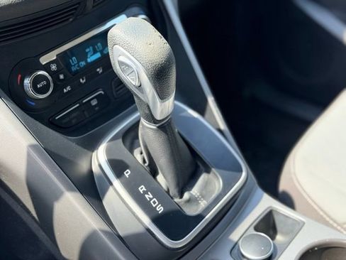 Used 2013 Ford Escape SE FWD image 12