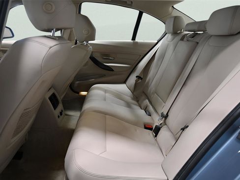 Used 2013 BMW 328i xDrive Sedan AWD/4WD image 15