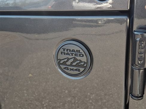 Used 2022 Jeep Wrangler Unlimited Sport image 30