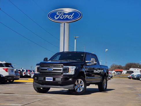 Used 2018 Ford F150 XLT w/ Equipment Group 302A Luxury image 3