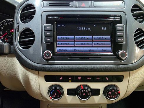 Used 2014 Volkswagen Tiguan R-Line FWD image 31