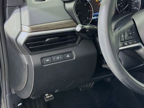 Used 2024 Nissan Altima 2.5 SV image 12