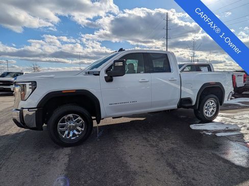 Used 2024 GMC Sierra 2500 SLE w/ SLE Value Package; image 2