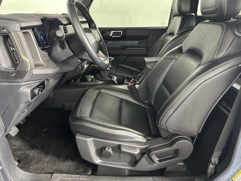 Used 2025 Ford Bronco Badlands AWD/4WD image 8