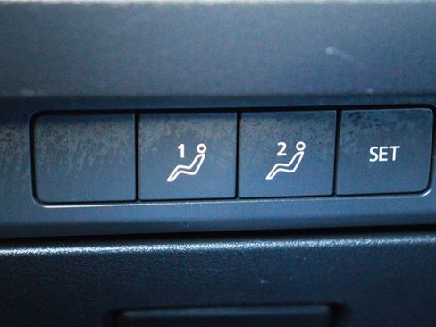 Used 2023 MAZDA MAZDA3 s image 25