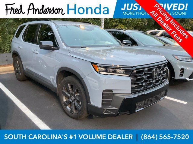 Used 2026 Honda Pilot Sport image 1