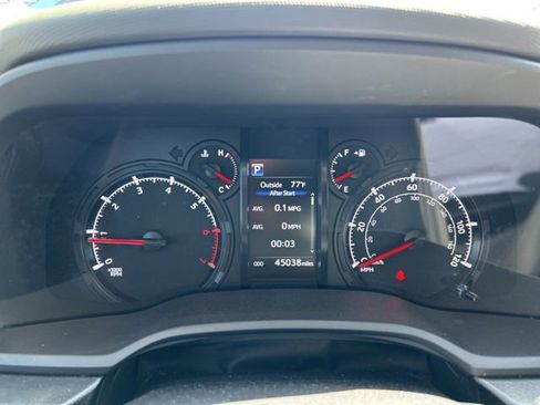 Used 2021 Toyota 4Runner SR5 image 11